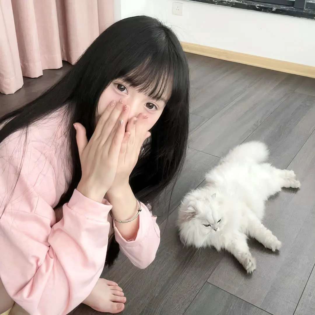 哎呀,皇后娘娘来打工